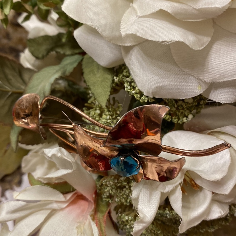 Sterling by Jordan flower brooch w/ vermeil & aqua stone Vintage 3 5/8” x 2” - Picture 3 of 9